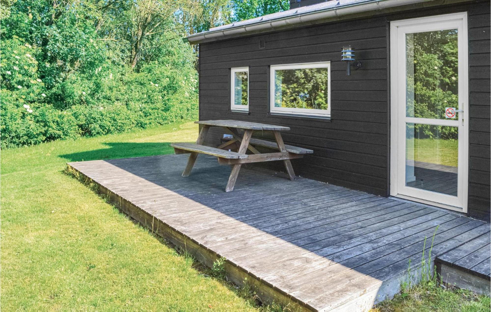 Pet Friendly Home In Spjald With Wifi Buitenkant foto